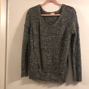 Essentials by Full Tilt Sweater SIZE S